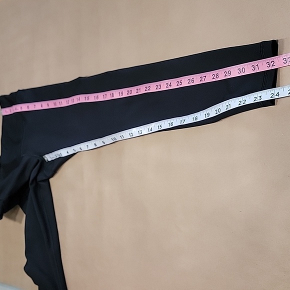 GapFit Size S Black Mid Rise Leggings / Yoga Pants, Excellent Used Condition - Picture 9 of 14
